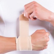 Elastic-Wrist-Support-with-Strap